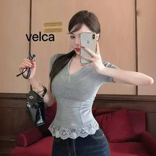 Velca เสื้อยืดแขนสั้นคอวีหญิงสาวร้อน เสื้อท็อปสตรีลูกไม้เซ็กซี่ ทรงสลิมฟิต สไตล์ใหม่