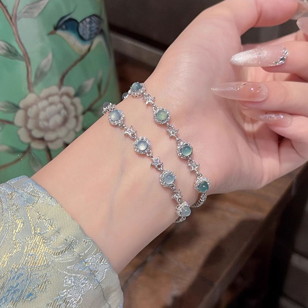 สร้อยข้อมือ ประดับด้วยคริสตัลสีฟ้า เครื่องประดับ มีสไตล์สำหรับสุภาพสตรี