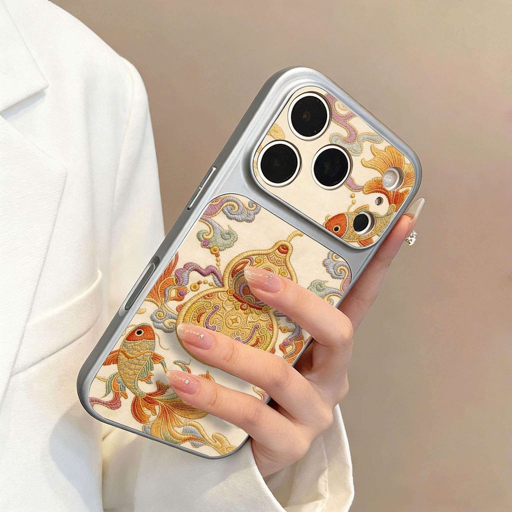 Gourd Koi เหมาะสําหรับ Apple 17Promax เคสโทรศัพท์เหมาะสําหรับ 16plus กันกระแทก 15/14/13 Lambskin 128