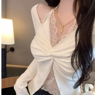 Lalisaพร้อมส่ง🍑เสื้อแขนยาว เสื้อครอปทรงเข้ารูป สไตล์สาวฮอต เสื้อคล้องคอแต่งลูกไม้ ดีไซน์จับจีบคอวี ใส่แล้วดูผอม เซ็กซี่