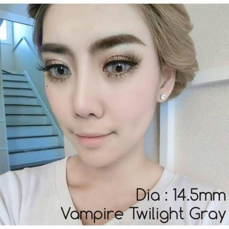 คอนแทคเลนส์ 14.5 รุ่น  Vampire twilight / Vampire / Jessi สีเทา/ตาล Gray/Brown มีค่าสายตา (0.00)-(-6