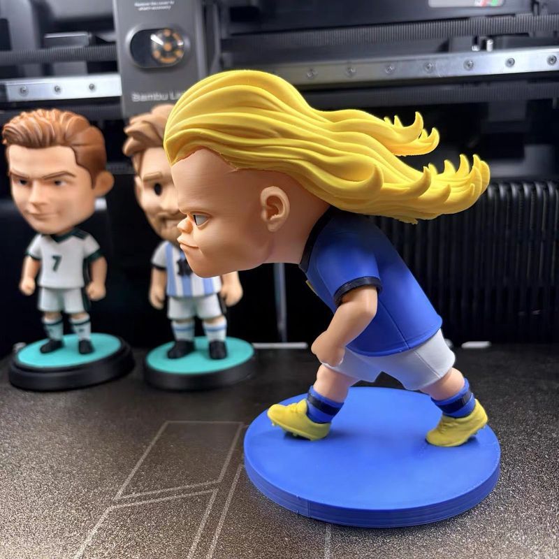 【哈兰德模型】3d打印桌面摆世界杯立体手办运动球迷周边装饰品20260715 【Haaland Model】3D printed desktop decoration, World Cup 3D fi