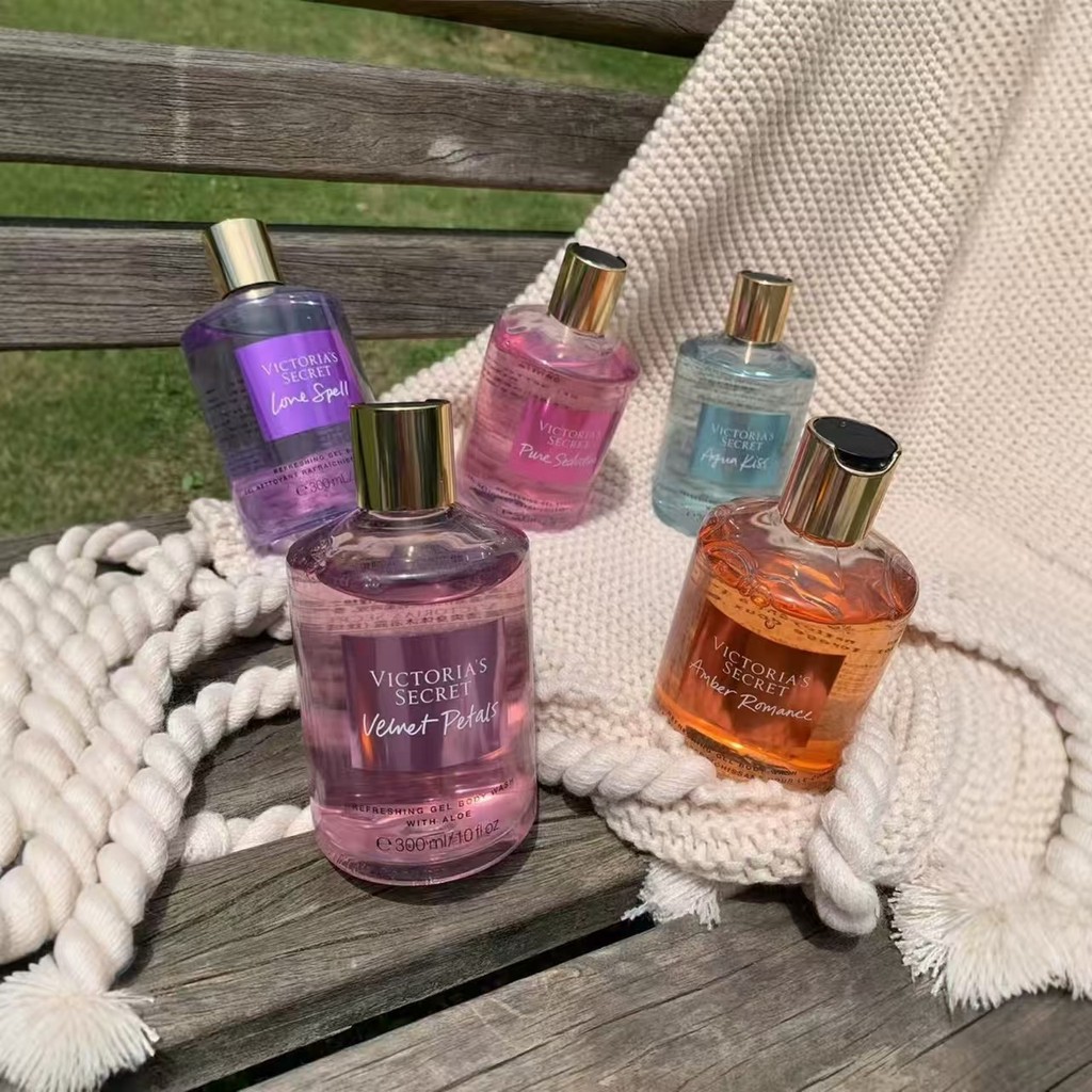 รูปแบบใหม่ Victorias Secret Fragrance Moisturizing Body Wash กํามะหยี่กลีบ Body Wash Love Secret Wor