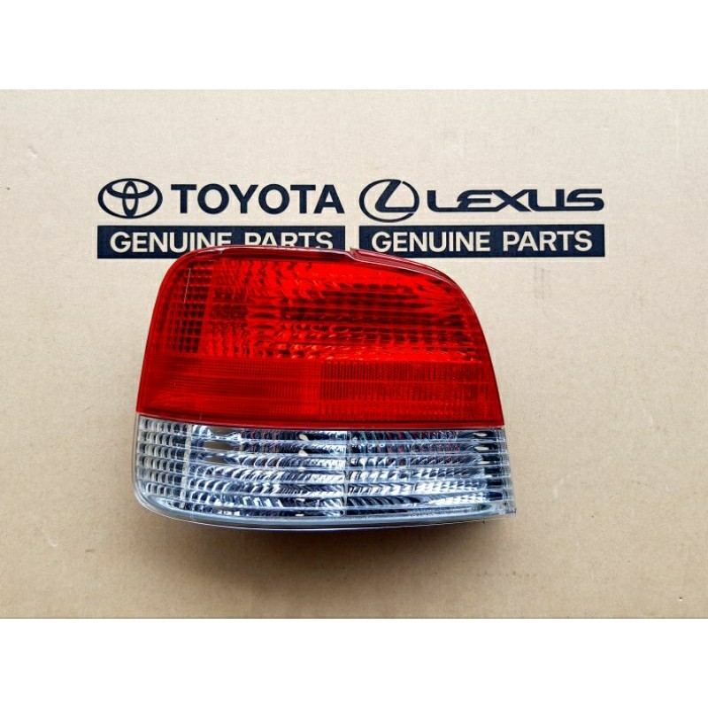 ไฟท้าย Sport Rider 5L ของแท้ Toyota ราคาต่อชิ้น
