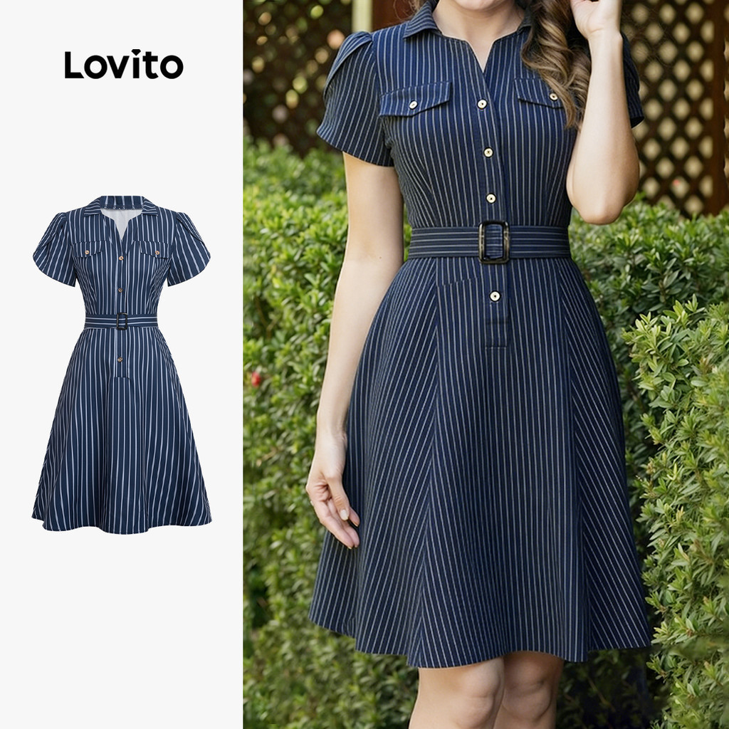 Lovito เดรสสีน้ําเงินเข้มสําหรับฤดูร้อนแบบกระดุมด้านหน้า พร้อมเข็มขัดลําลองสําหรับผู้หญิง LBL35127