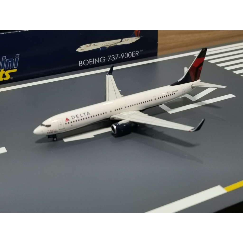 [สต๊อกพร้อม] GeminiJets GJ 1/400 DELTA B737-900ER N809DN หมายเลขซีแอตเทิล Spirit พร้อมกล่องเดิม วัสด
