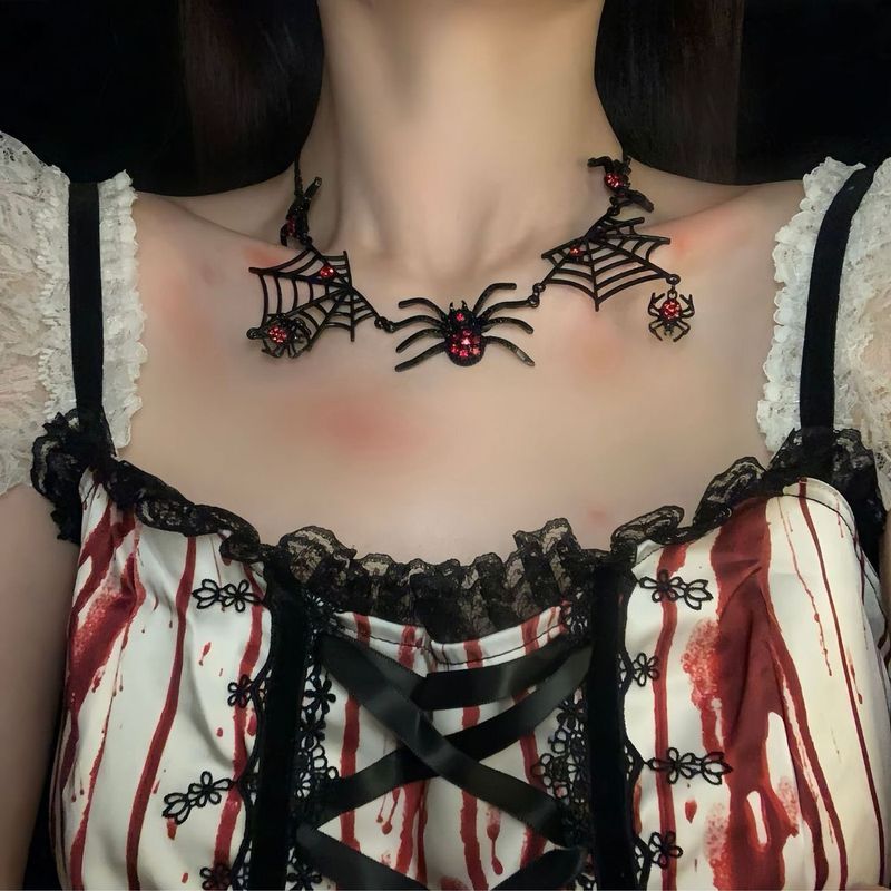 Dark Orangutan Spider Choker Niche สร้อยคอฮาโลวีน Cos แต่งตัวต่างหูหูคลิปชุดสร้อยคอ 9.3 W