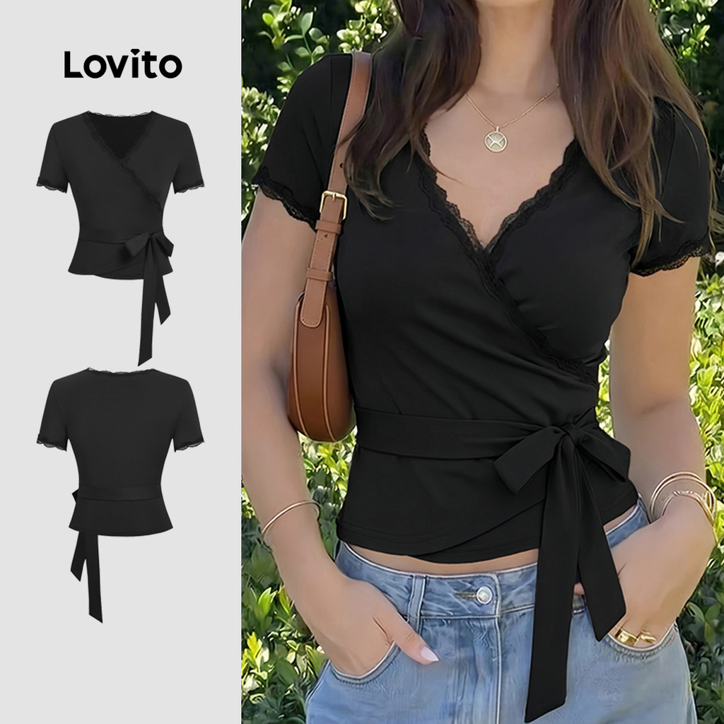 (New Arrival) Lovito เสื้อยืดลําลอง คอระบาย ผูกโบว์ สไตล์หลากหลาย ฤดูใบไม้ผลิ/ฤดูร้อน สีดําสําหรับผู