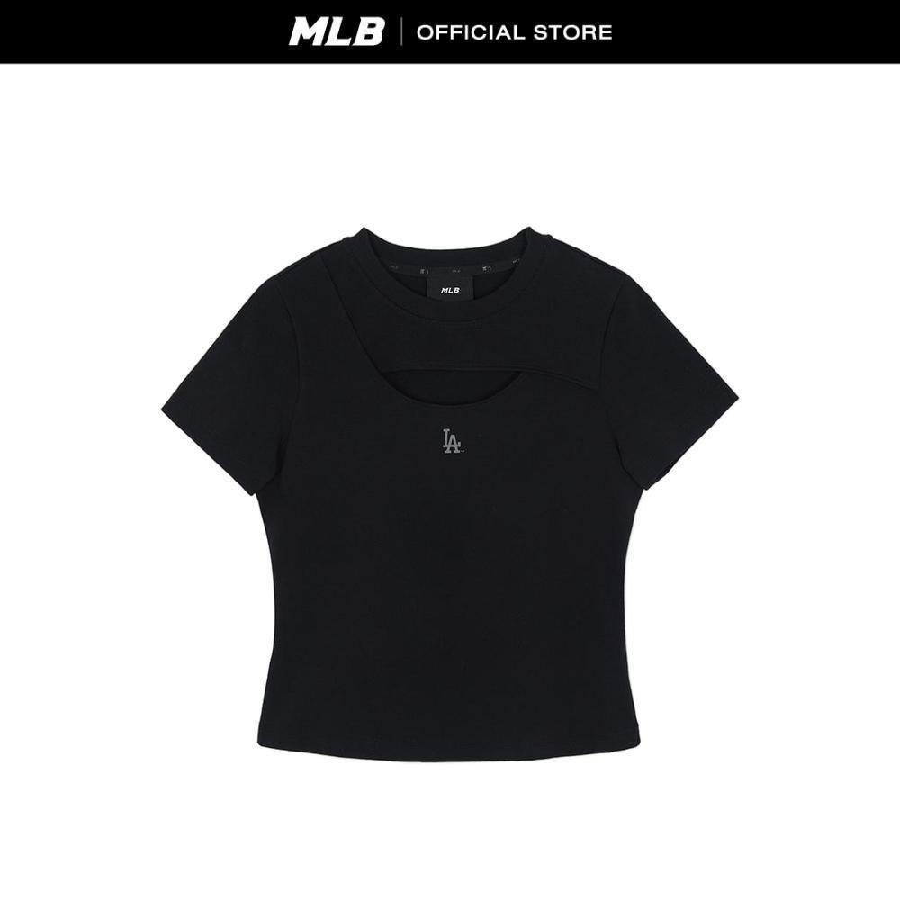 MLB เสื้อยืด ผู้หญิง Cut Out Detail Slim Semi Crop T-Shirts รุ่น 3FTSB7163 07BKS สีดำ
