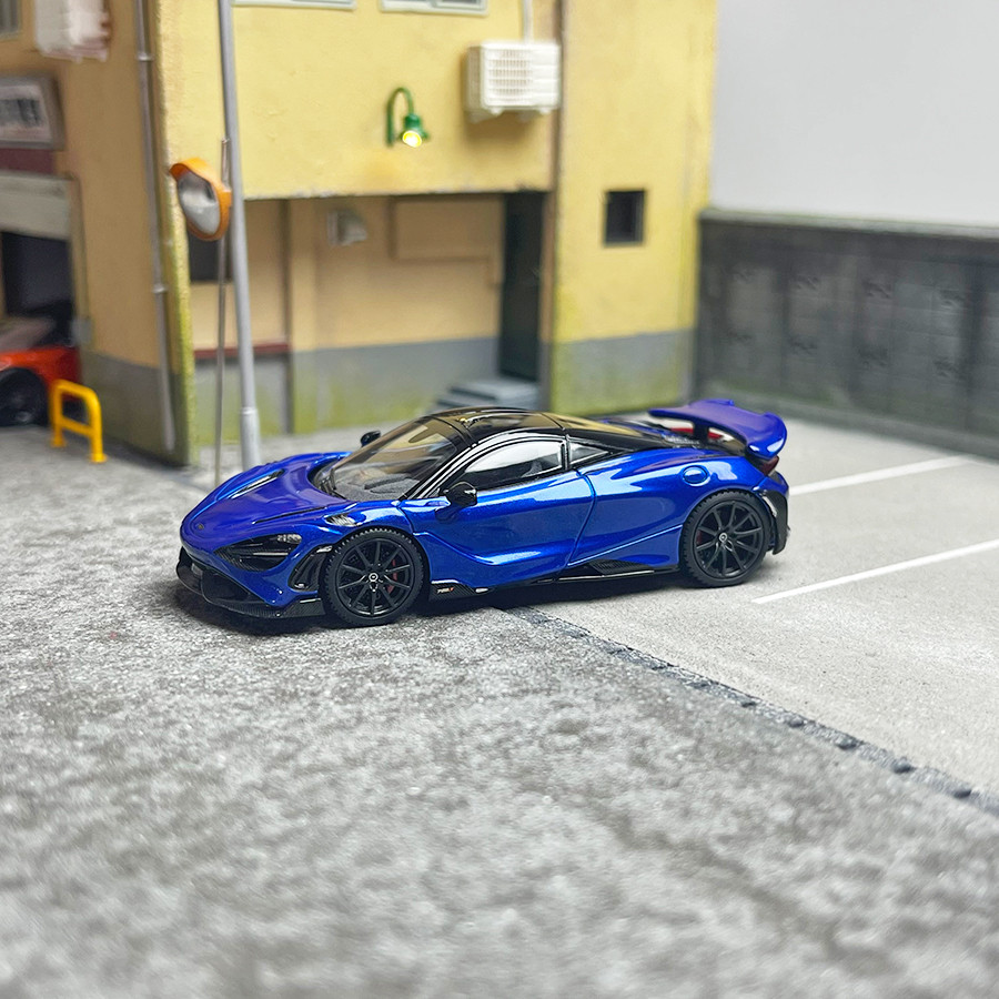 LCD 1: 64 McLaren 765LT McLaren รถสปอร์ตโมเดลรถ