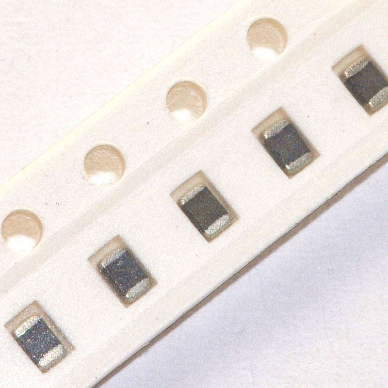 Grace Chip Voltage Resistor KMRV0402E5R5C0R15T 0402 5.5V 0.15 PF (10 ชิ้น)