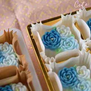 12ชิ้น// โหล พิมพ์ซิลิโคน พิมพ์วุ้น ขนมชั้น 5ซม ดอกมะลิ มะลิพวง วันแม่