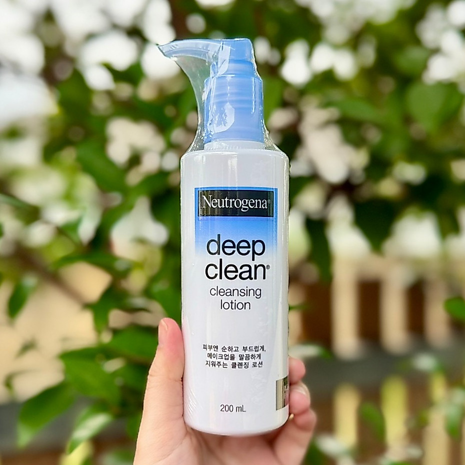 Neutrogena Deep Clean Cleansing Lotion 200 Ml.