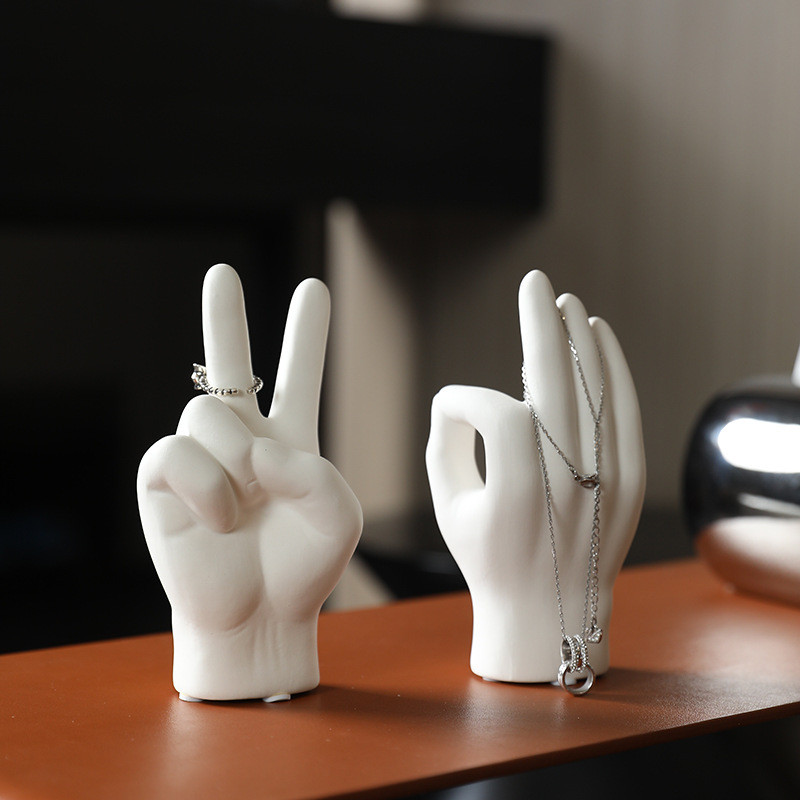 Minimalist เซรามิคมือรูปปั้นผู้ถือเครื่องประดับ Gesture แหวนสร้อยคอขาตั้งจอแสดงผล Desktop Home Decor