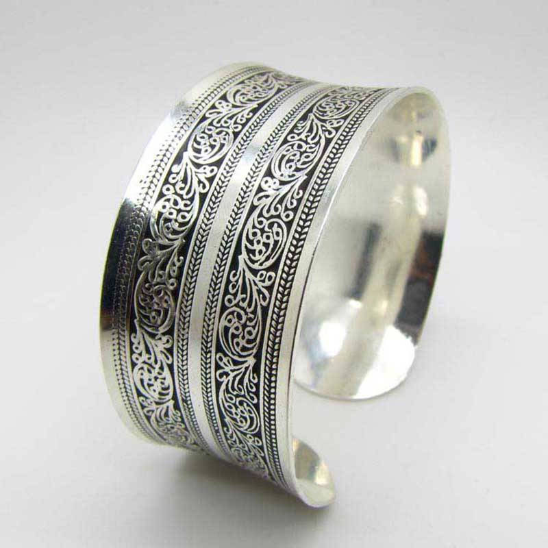 [fashionbanana] Silver Totem Cuff กําไลข้อมือสร้อยข้อมือแฟชั่นเครื่องประดับสําหรับผู้หญิงสต็อกใหม่