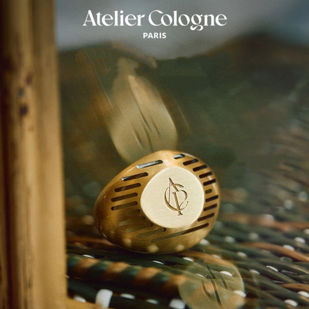 Atelier Cologne Atelier Cologne Promise Oolong Metal Car Aromatherapy Car Air Outlet น้ําหอมพรีเมี่ย