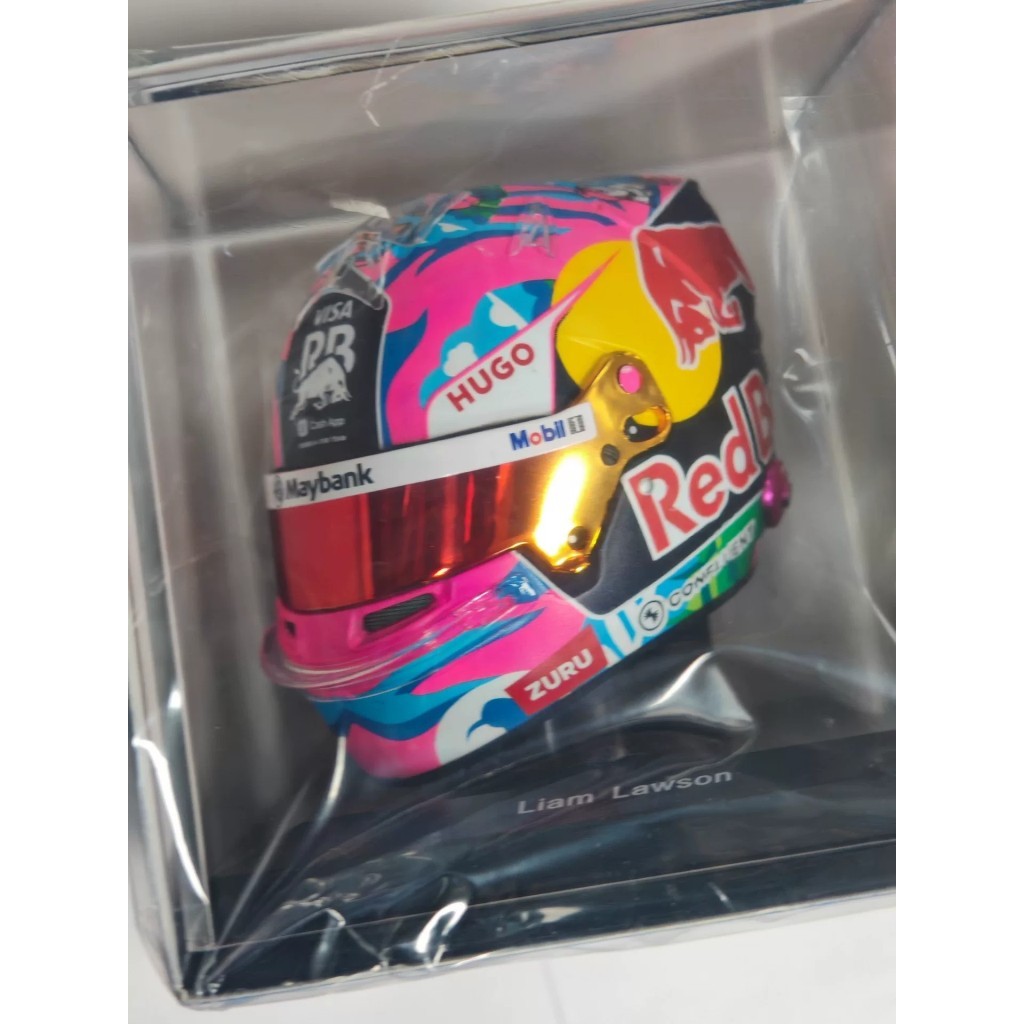 [คลังสินค้าพร้อม] SPARK 2025 หมวกกันน็อค Singapore Station Little Red Bull Fleet Lawson F1 รุ่น 1: 5