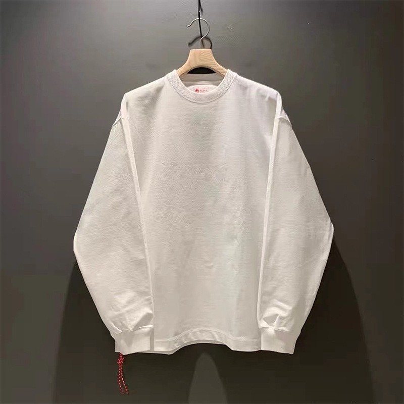 VA8D BEAM * เชือกสีแดงสีทึบเสื้อยืดแขนยาวผู้ชายรอบคอสไตล์ใหม่คู่หลวมด้านใน Bottoming เสื้อด้านบน