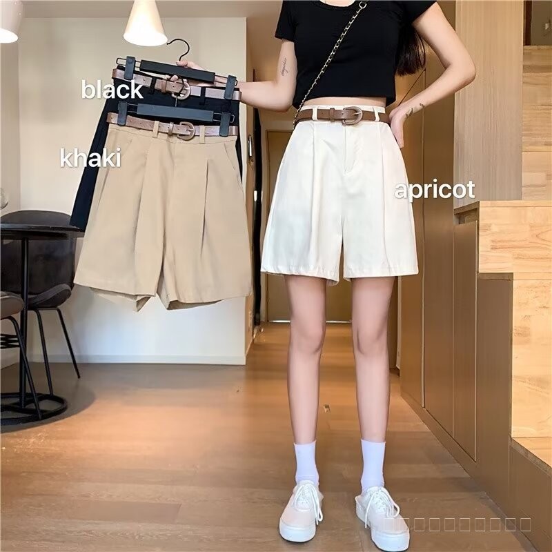 สูทกางเกงขาสั้นย้อนยุคสำหรับผู้หญิง ทรงเอวสูง สร้างลุคเรียบหรูและดูเพรียวบางในซีซั่นร้อน