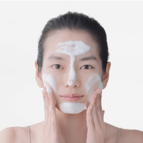 แท้💯 Cle De Peau CPB Facial Cleanser Beaute Softening Cleansing Foam 110ml/125ml ทำความสะอาดผิวหน้า Cleanser - รูปที่ 3