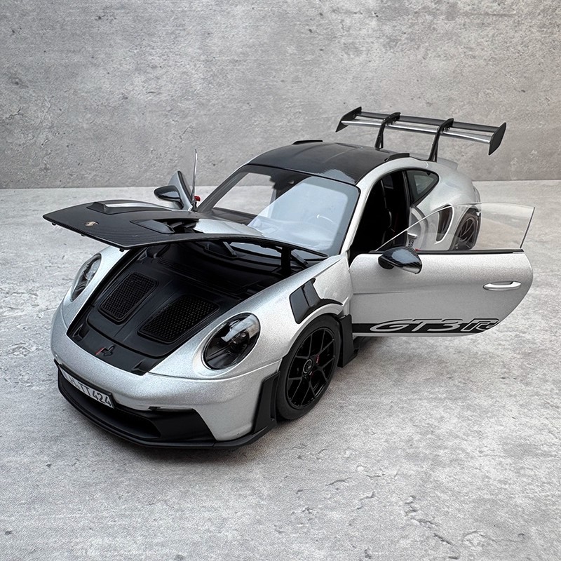 NOREV 1:18 Porsche 911 992GT3 RS 2022 จําลองรถรุ่นคอลเลกชัน