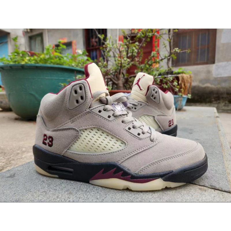 รองเท้า Air Jordan 5 Retro สีเบจแดง สำหรับผู้ชาย พร้อมส่ง