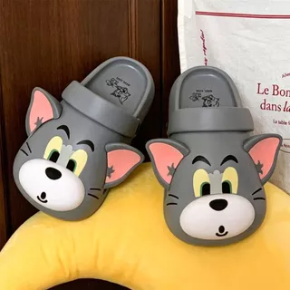 รองเท้าแตะหัวโต Tom and Jerry ของแท้ ลายการ์ตูนแมวและเมาส์ พื้นโค้ง กันลื่น แบบสวม ใส่นอกบ้านหน้าร้อน สำหรับชายหญิง