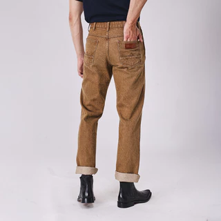 WRANGLER กางเกงยีนส์ผู้ชาย คอลเลคชั่น Beyond Denim เอวกลาง ทรงตรง รุ่น WR F126MMWZN27 สีเบจ