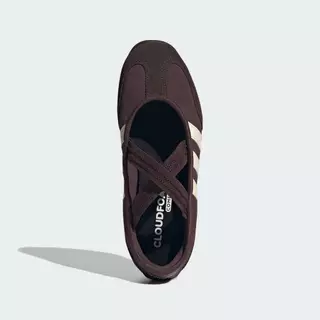 adidas ไลฟ์สไตล์ รองเท้าแมรี่เจน BARREDA ผู้หญิง สีน้ำตาล KJ2255