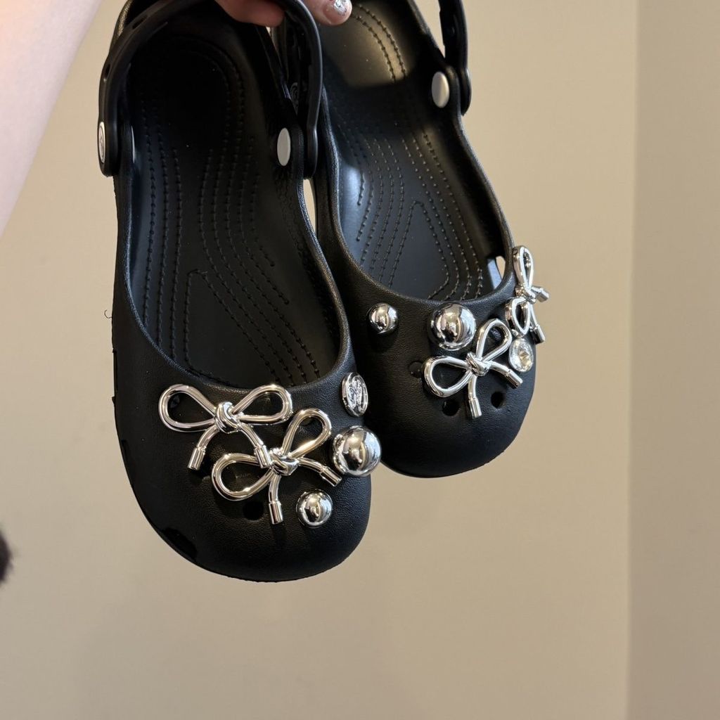 Flash Girl Hole Shoes Flower Silver Bow diy Shoe Buckle เหมาะสําหรับ crocs