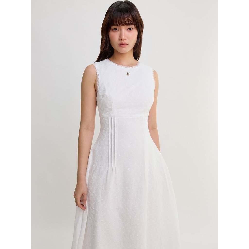[Pomelo] เดรสแขนกุด / Sleeveless Midi Dress