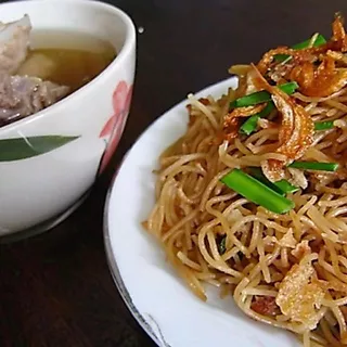 📍หมี่หุ้นภูเก็ต หมี่หุ้นตรากวาง ขนาด400กรัม มีเส้นเล็กกับเส้นใหญ่
