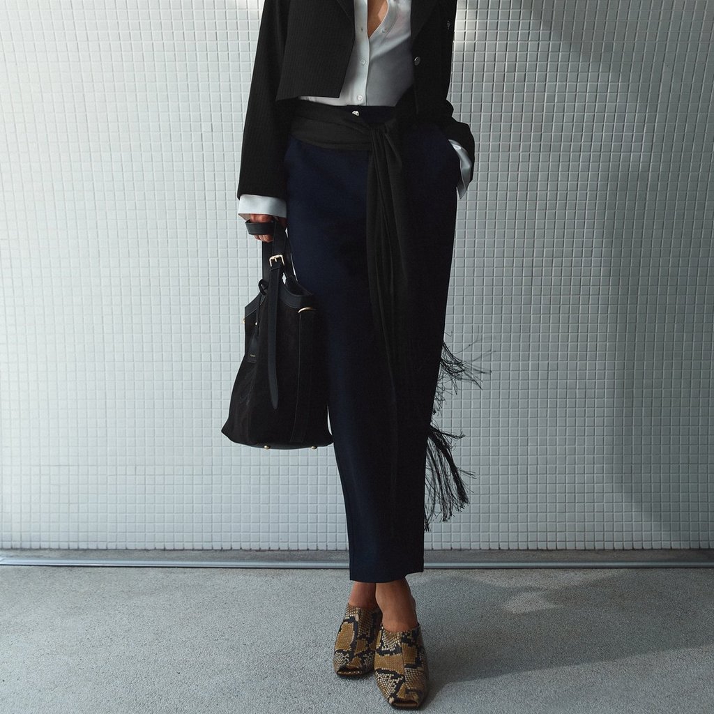 [Pomelo] กางเกงขายาวเข้ารูปทรงตรง / Fit Straight Leg Pants