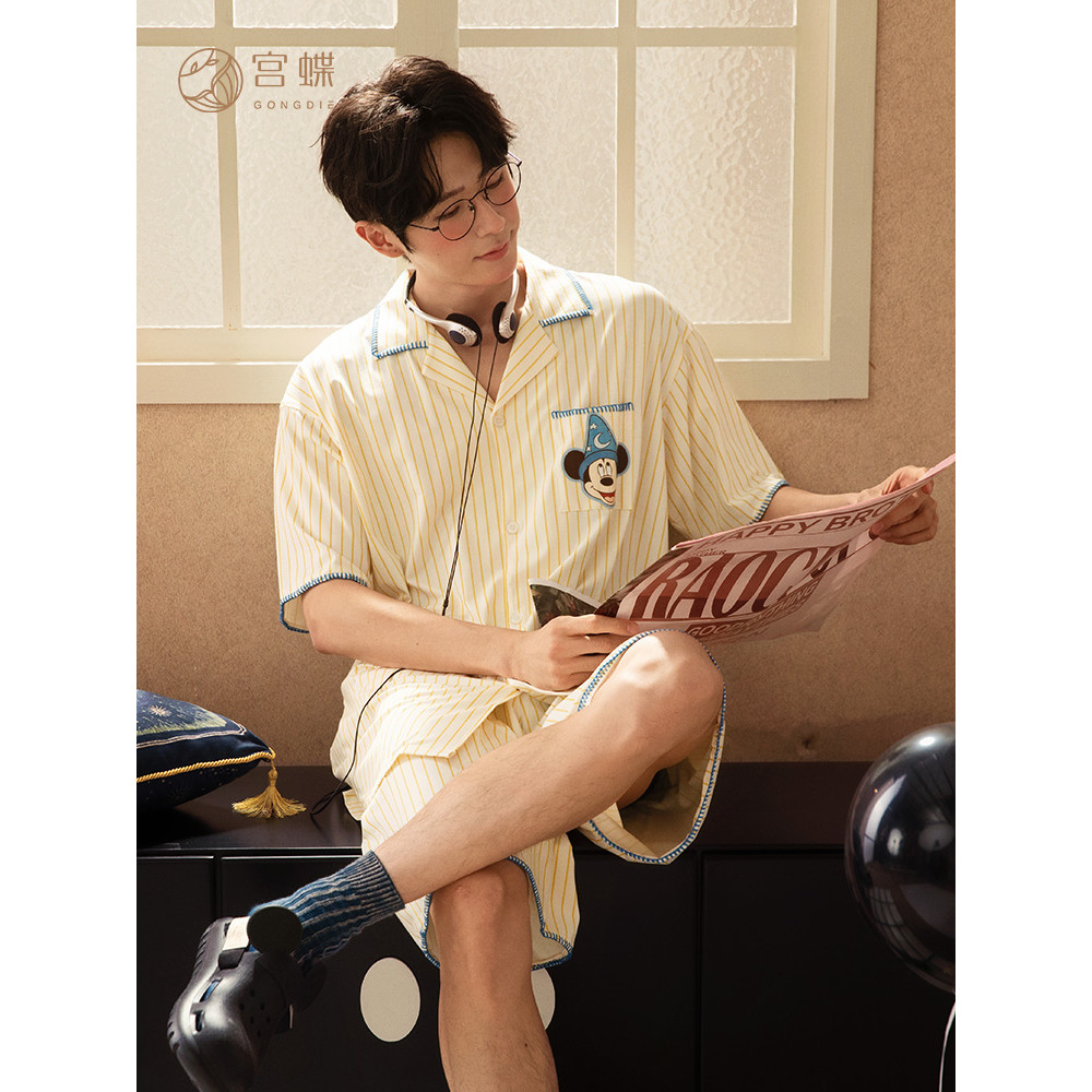 Gongdie [สไตล์เย็น] Disney Mickey Summer Pyjamas Men Modal Cotton Short-Sleeved Youth Plus Size Home