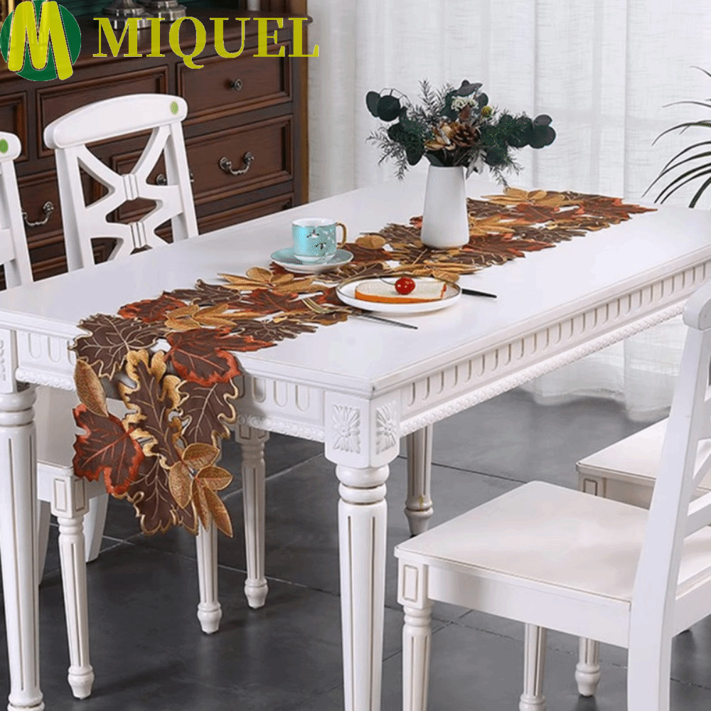 MIQUELZA Maple Leaf Placemat, Hollow Design สี่เหลี่ยมผืนผ้า Maple Leaf ปักตาราง Runner, Party Dinni