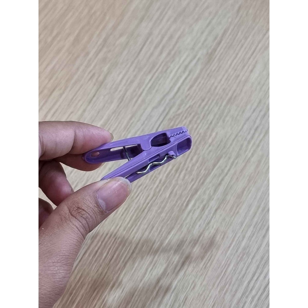 🚚ส่งจากไทย กิ๊บหนีบผ้า 1แพ็ค 20,30,60 ตัว ที่หนีบผ้าพลาสติก ตัวหนีบ ไม้หนีบ ไม้หนีบผ้า ไม้หนีบพลาสาติก หนีบผ้า - รูปที่ 4