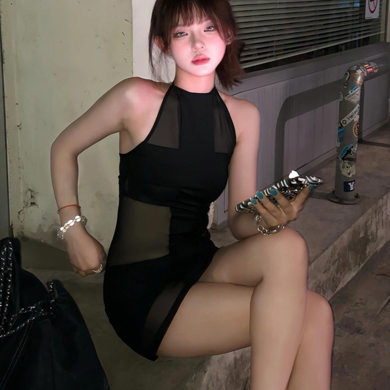 ชุดHalเตอร์เน็คผ้าพันคอกลม สไตล์ร้อนสีดำ ออกแบบโปร่งบางเบา เหมาะสำหรับฤดูร้อน I Bet Mink O1WB