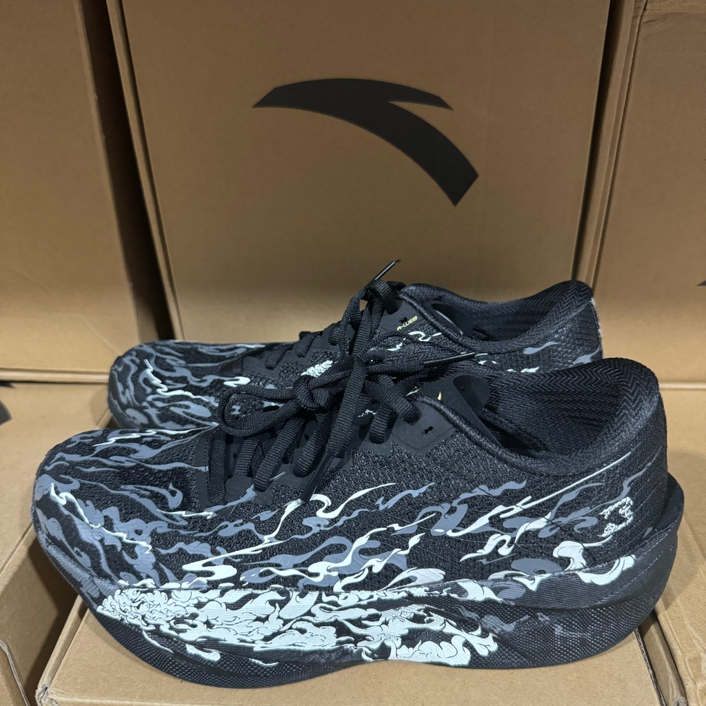 Anta C202 Gen 6 รองเท้าวิ่งคาร์บอนผู้ชาย กับเทคโนโลยีไนโตรเจน ดีไซน์สำหรับการแข่งขันและลดแรงกระแทก