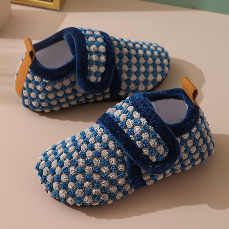 อนุบาลในร่มรองเท้าฤดูใบไม้ร่วงฤดูหนาว Velcro ขนรองเท้า Home Floor Cooling Keep Warm Silent Early Edu