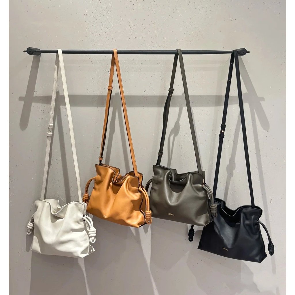 LOEWE LOEWE Drawstring Lucky Bag Shoulder Crossbody Bucket Bag