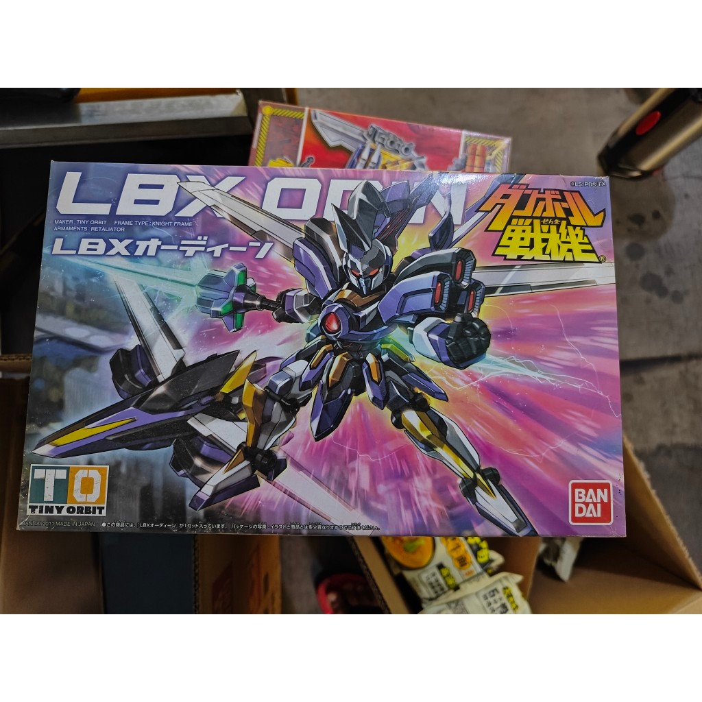 Bandai Carton Fighter 009 Bomb Wave Fighter LBX Nordic God Odin Audin พร้อมสต็อก