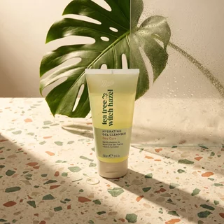 Boots Tea Tree & Witch Hazel Hydrating Gel Cleanser 150Ml บู๊ทส์ ที ทรี แอนด์ วิช ฮาเซล ไฮเดรติ้ง เจล คลีนเซอร์ 150 มล.