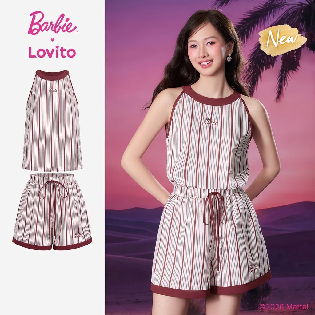 (New Arrival) Barbie™ X Lovito เสื้อท็อปสีแดงผู้หญิง ฤดูใบไม้ผลิ/ร้อน ไม่มีแขน คอกลม เอวกลาง ขากว้าง สีตัดกันและไหล่เปิด เกาหลี อินเทรนด์ LBL5AD052
