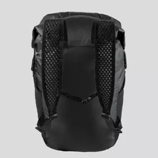 Decathlon Waterproof Foldable Backpack 20L - Travel เป้สะพายหลังกันละอองน้ำแบบพับได้ขนาด 20 ลิตรรุ่น Travel - Black