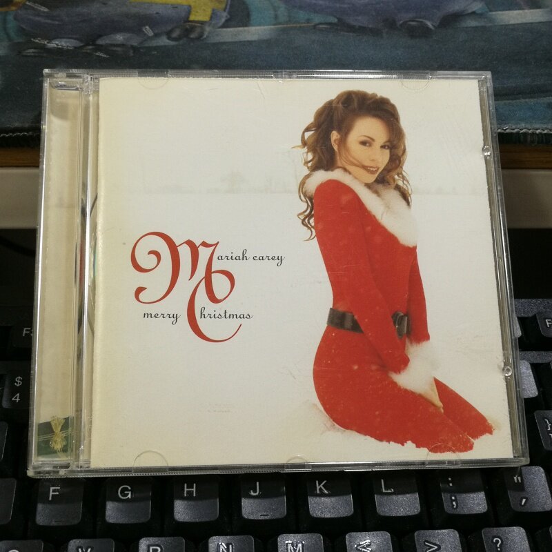 G8495:Mariah Carey - Merry Christmas ซ่อนสินค้า