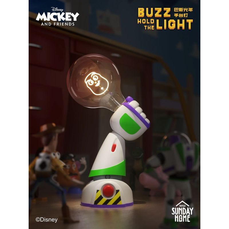 SUNDAY HOME Buzz Lightyear Hand Table Lamp Toy Story อินเทรนด์เล่นโคมไฟตกแต่งของขวัญวันเกิดคู่ U