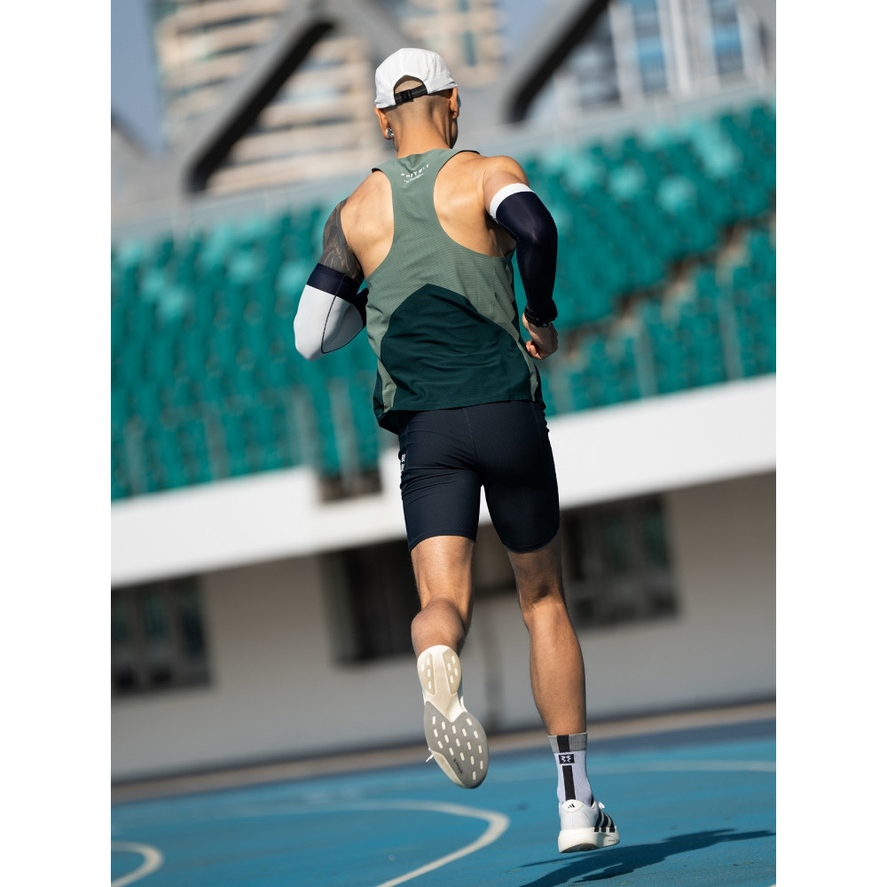 BODYWIT Body Wisdom Flying Falcon PRO Mens Professional Running Quick-Drying Marathon Vest