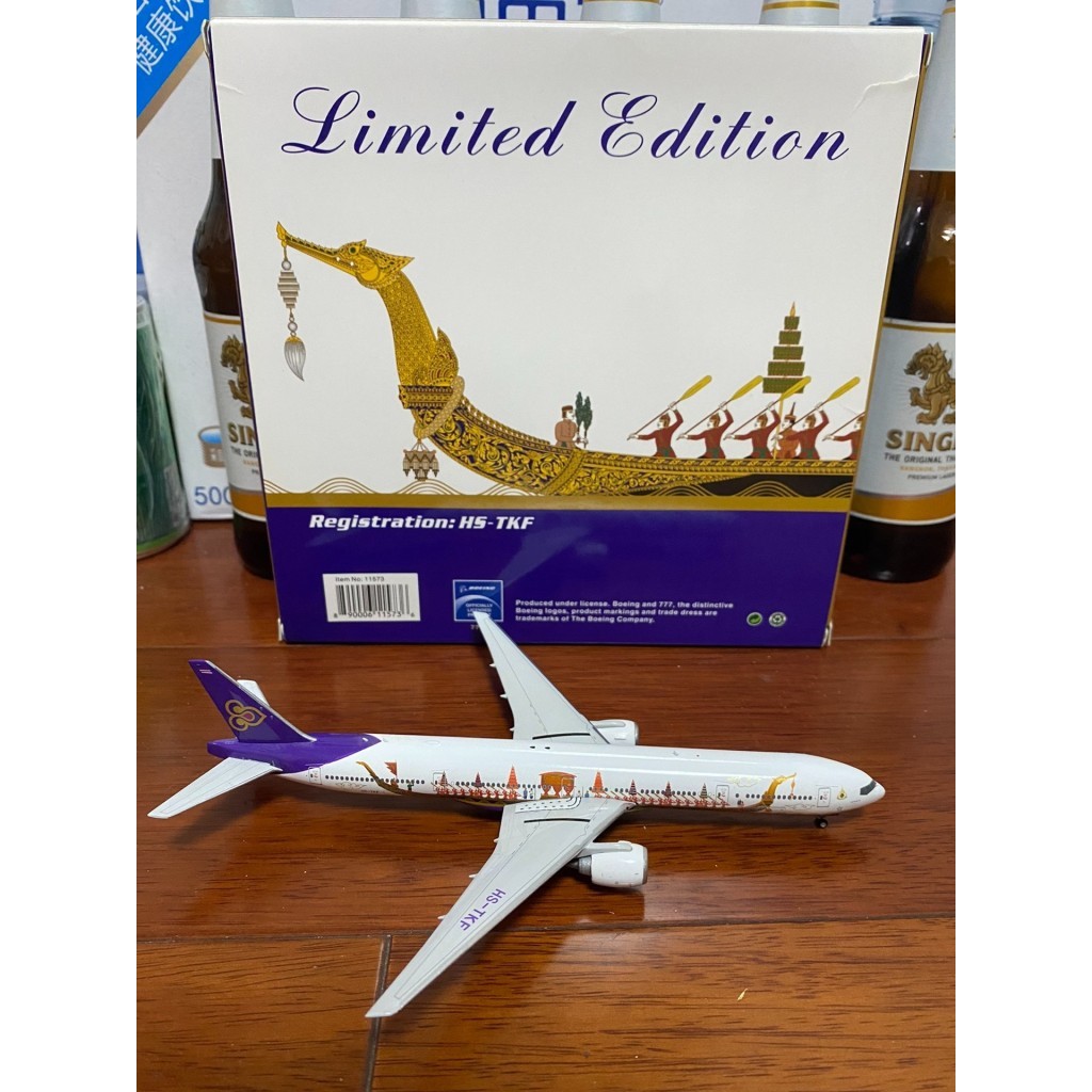 [สต๊อกพร้อม] เครื่องบินไทย รุ่น B777-3D7Phoenix1: 400HS-TKF เคลือบเรือมังกร ราคาสามารถจัดส่งได้