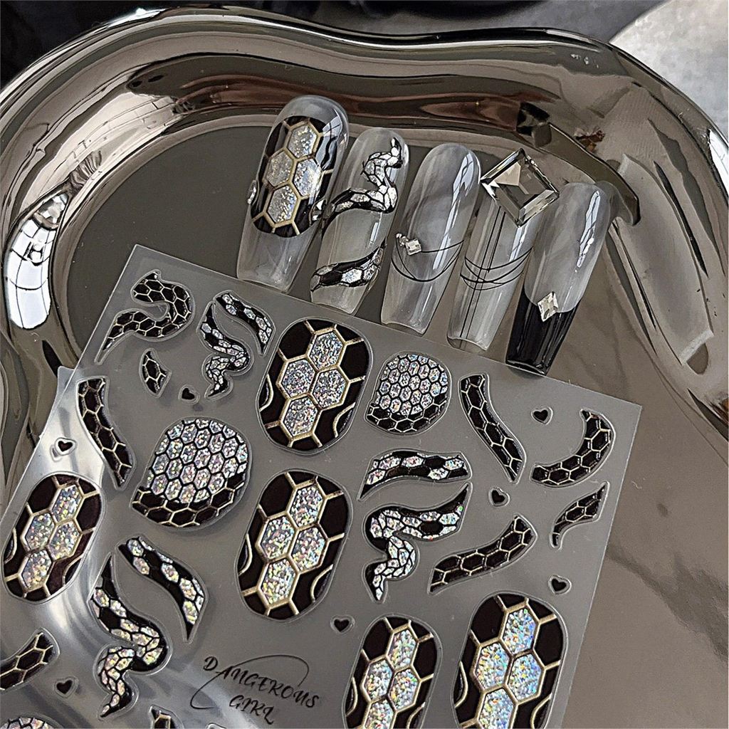 Influencer Black Symphony Snake Scale Nails Sticker Premium Snake Pattern New Craft Snake Head Nail 
