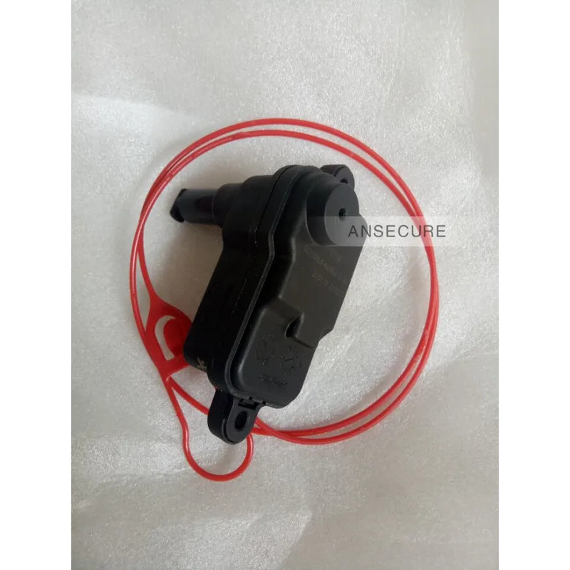 การใช้ Flap ประตูล็อค Actuator สําหรับ Audi A1 A3 A6 C7 A7 Q3 Q7 4L0 862 153 D